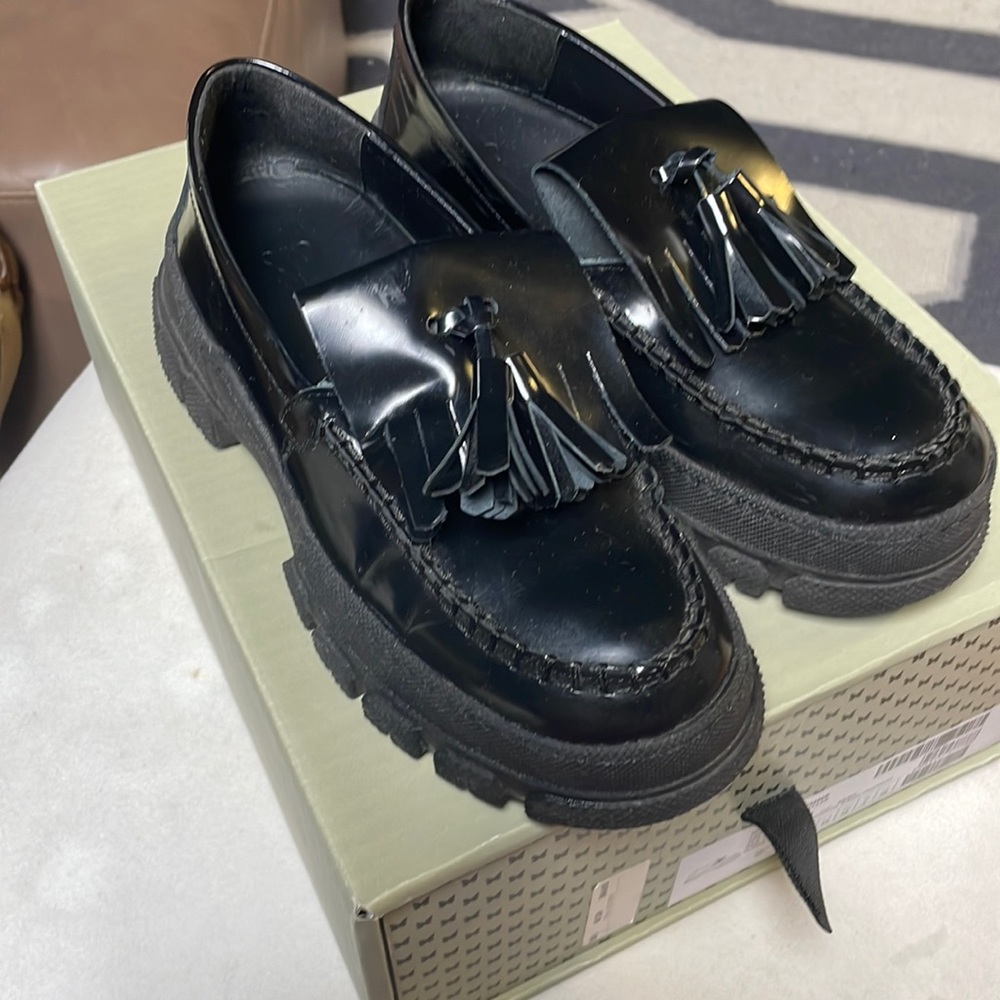 Designer Lug sole tassel loafers 36